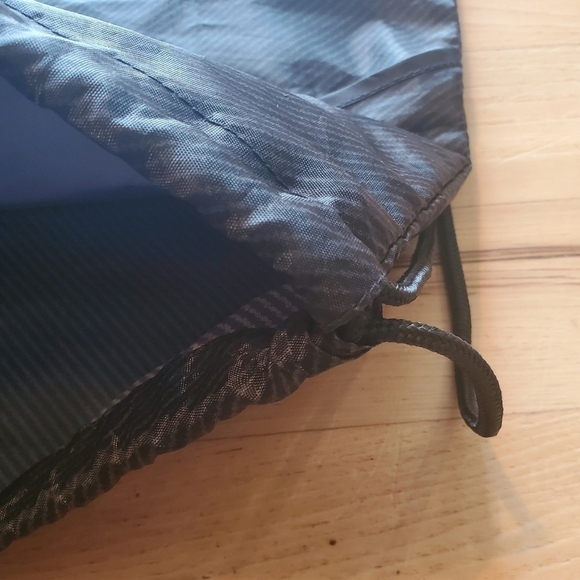 THIRTY One "Parker" Drawstring Cinch Sac Backpack Black Gray Twill - Picture 7 of 12